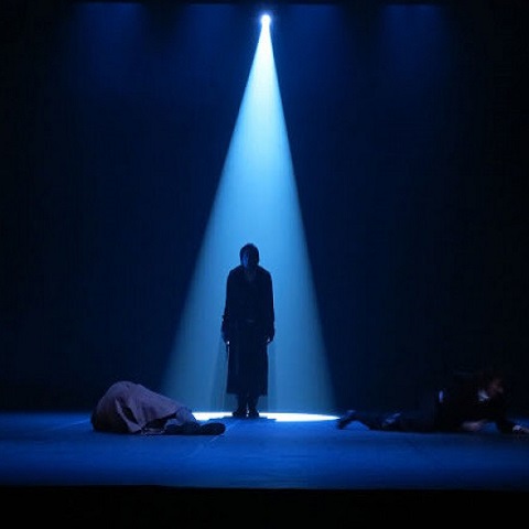 نور در تئاتر شاعرانه